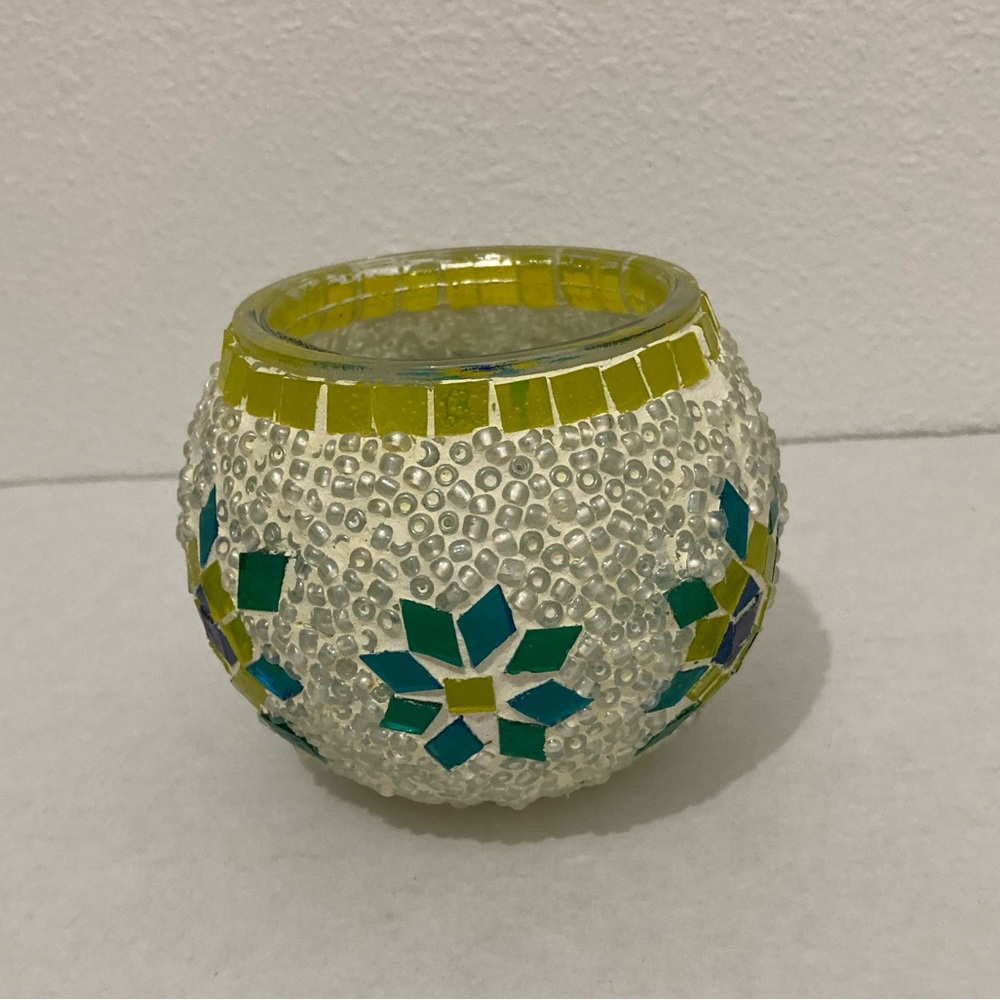 Mosaic flower pattern Tea light Candle Holder lime green and white